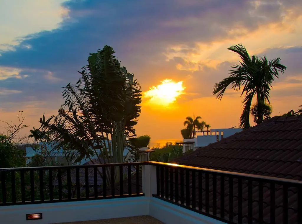 Villa Oriole Layan Beach  Thailand